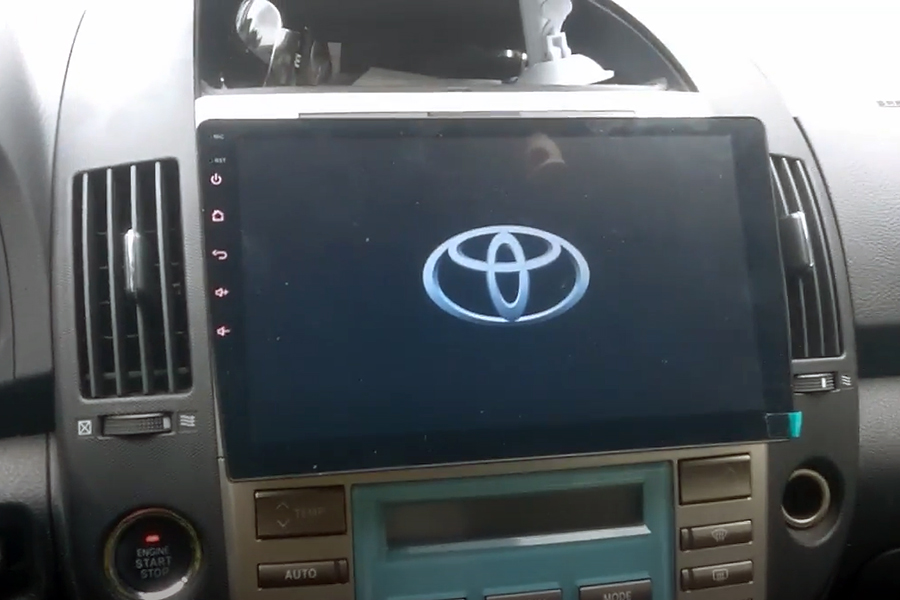 Toyota Corolla Verso 2004-2009 Aftermarket Radio Upgrade