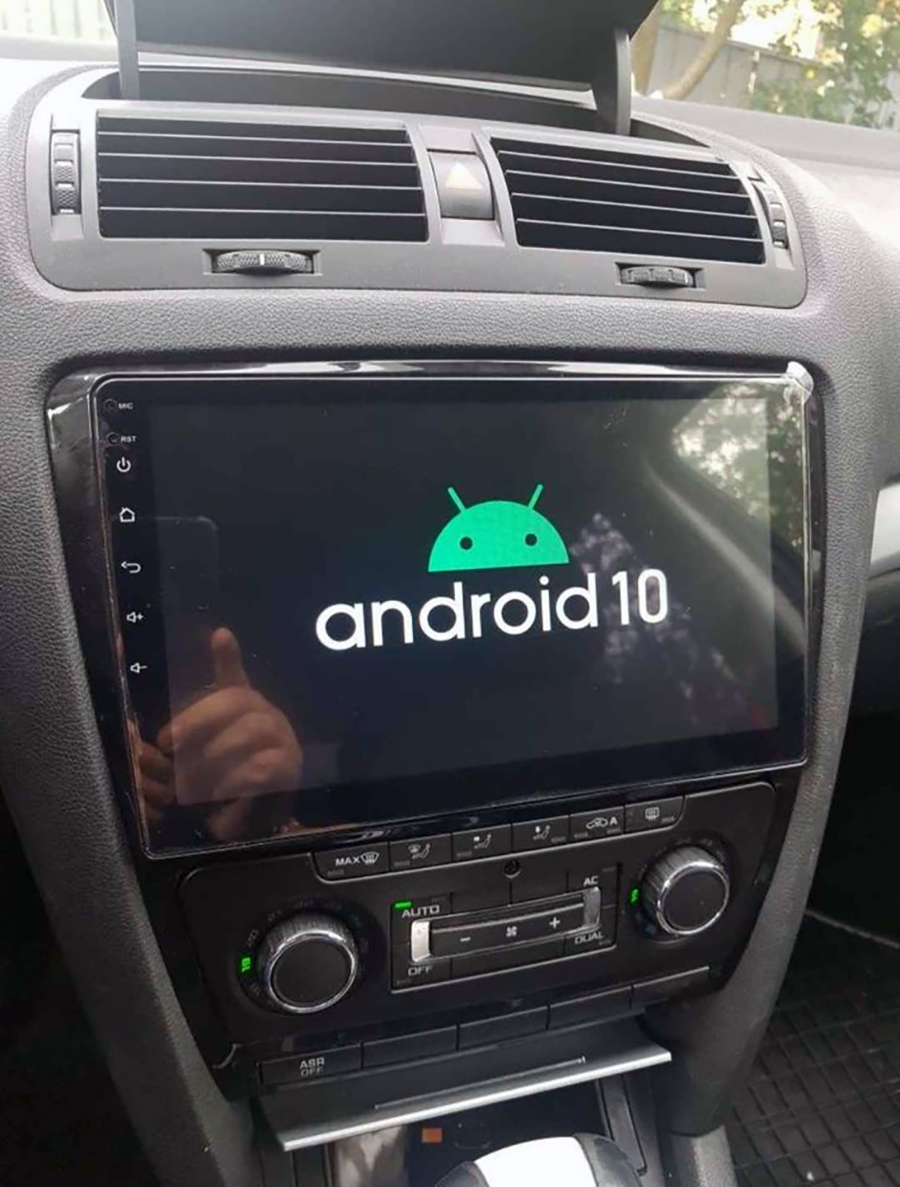 skoda octavia laura aftermarket navigation autoradio Skoda Laura/Octavia 2007-2014 Aftermarket Radio Upgrade