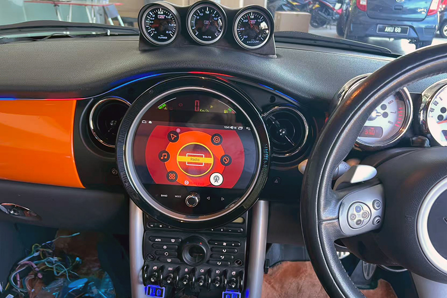 MINI R50/R52/R53(2000-2007) Aftermarket Radio Replacement